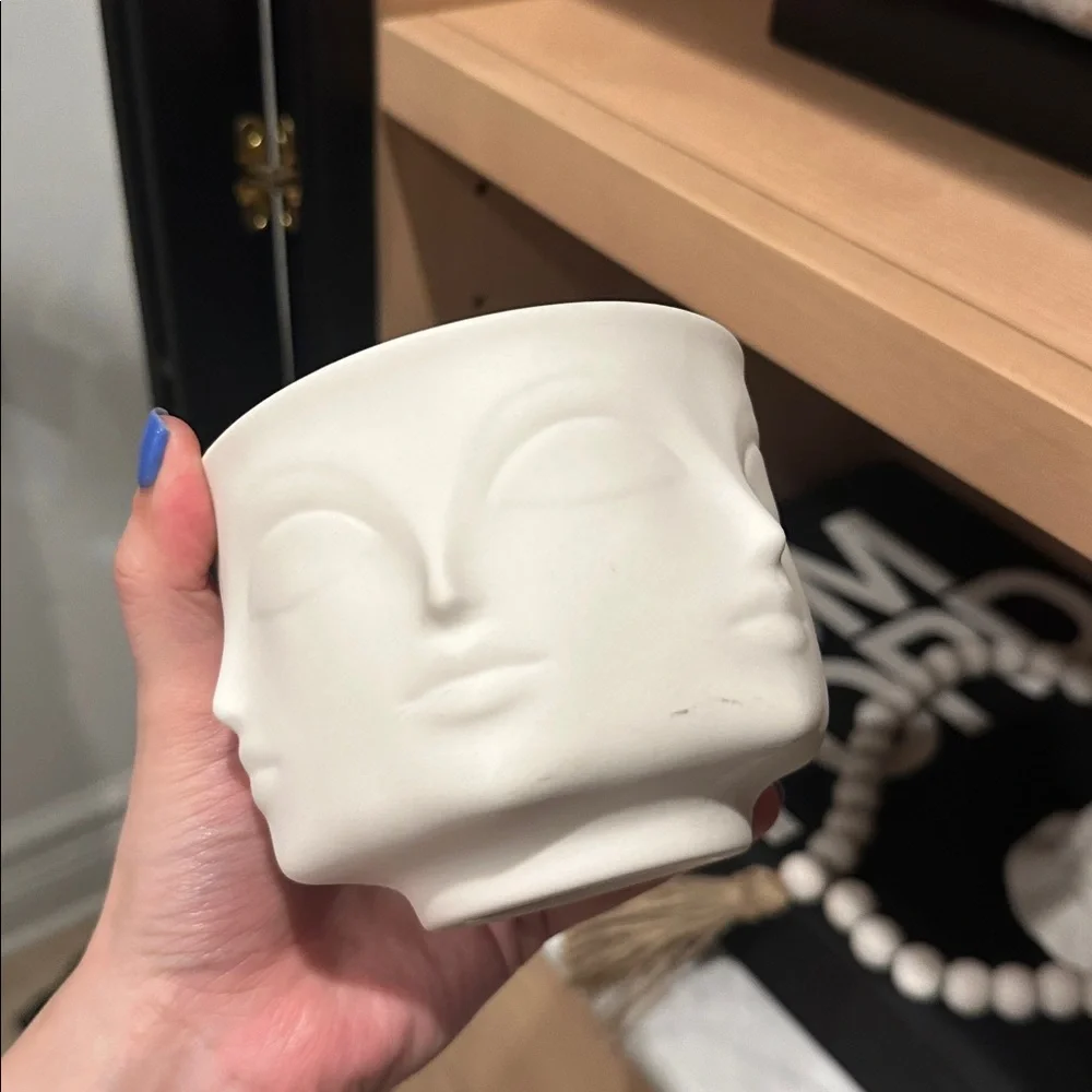 Jonathan Adler Muse Minimalist White Ceramic Face candle - Decorative Home Art